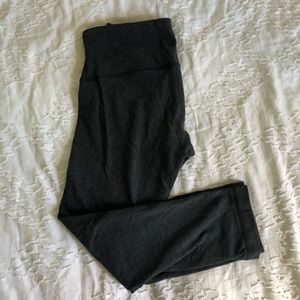 GREY LULULEMON LEGGINGS